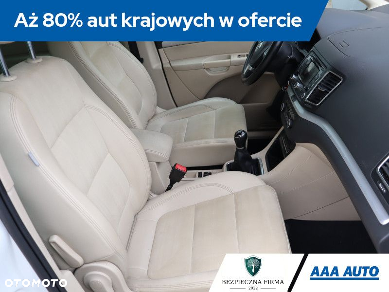 Volkswagen Sharan - 10