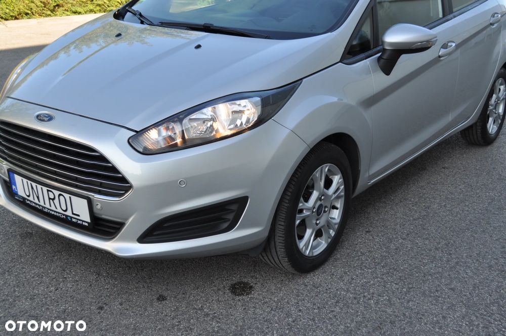 Ford Fiesta 1.25 Champions Edition - 34