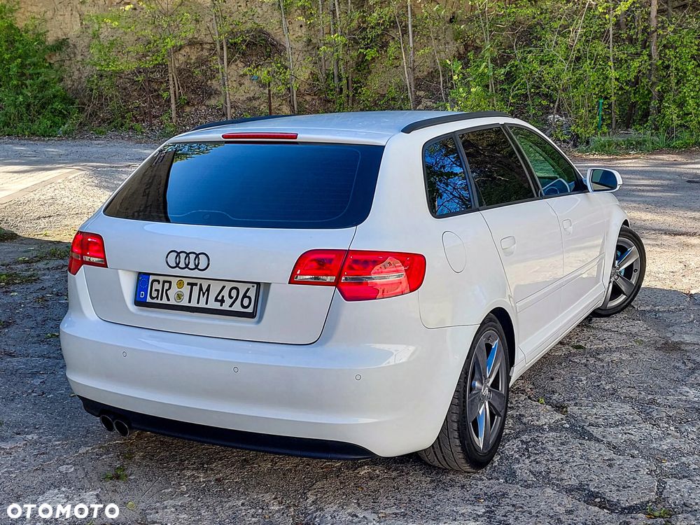 Audi A3 Sportback 1.4 TFSI S Line Sportpaket plus - 3
