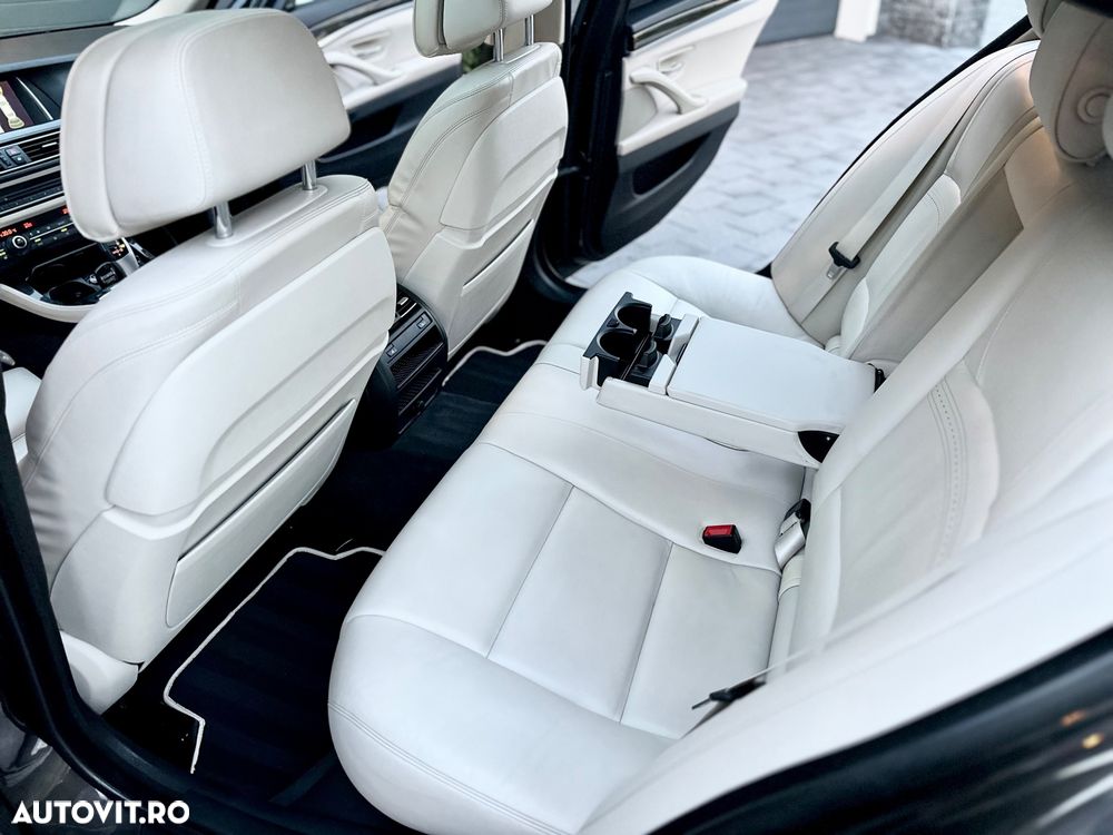 BMW Seria 5 520d Aut. Luxury Line - 18