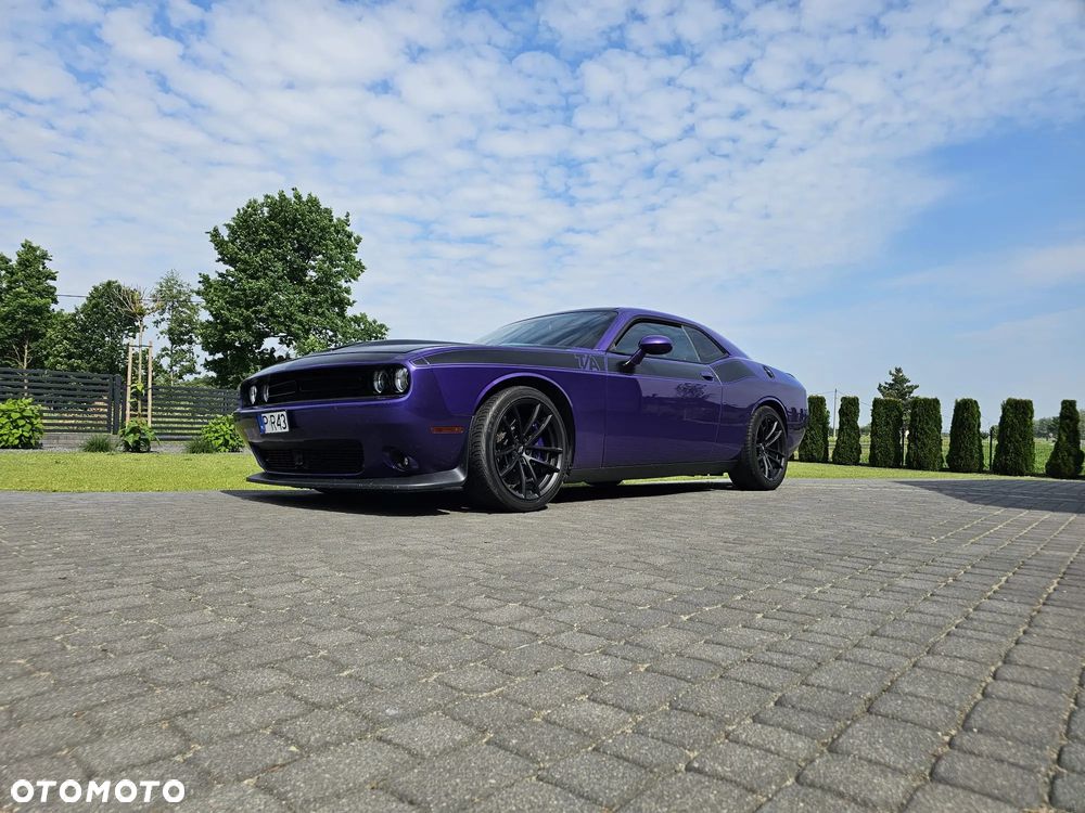 Dodge Challenger - 6