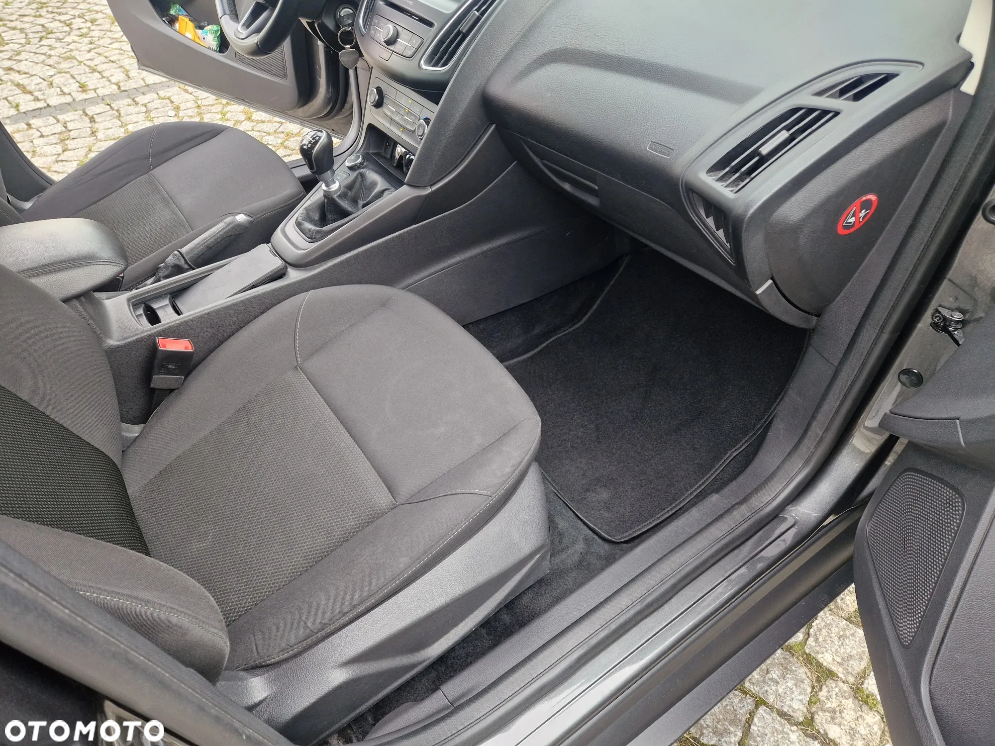 Ford Focus Turnier 1.0 EcoBoost Start-Stopp-System ACTIVE STYLE - 13
