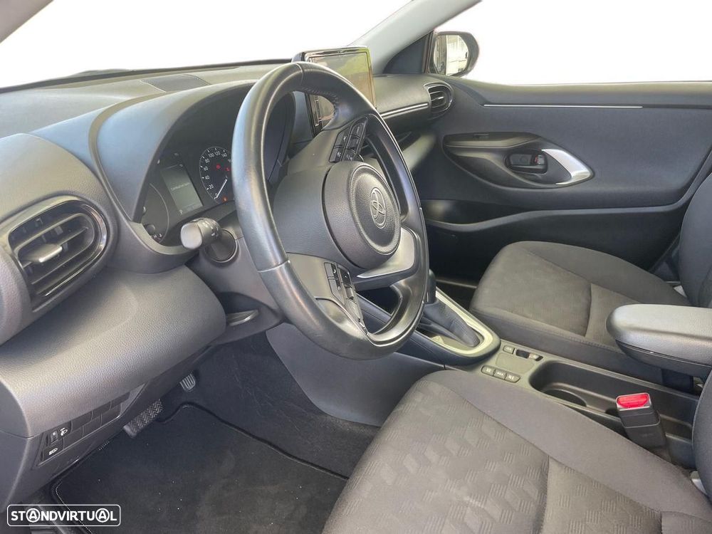 Toyota Yaris - 13