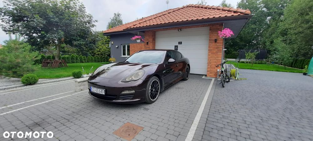 Porsche Panamera 4S - 1