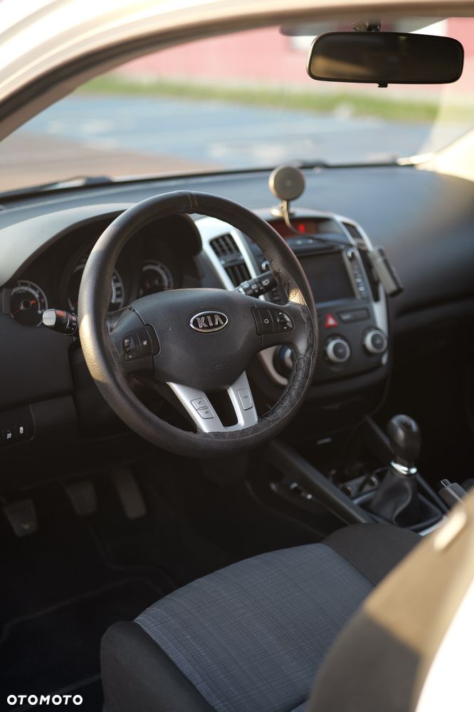 Kia ProCeed 1.4 L - 6