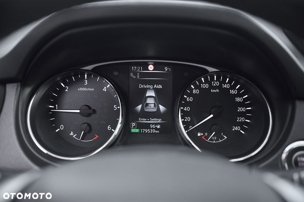 Nissan X-Trail 1.6 DCi Tekna 2WD Xtronic 7os - 27