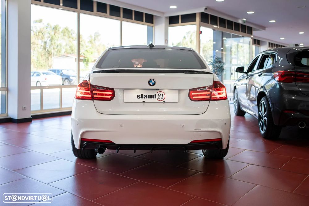 BMW 320 d Blue Performance Sport Line - 13