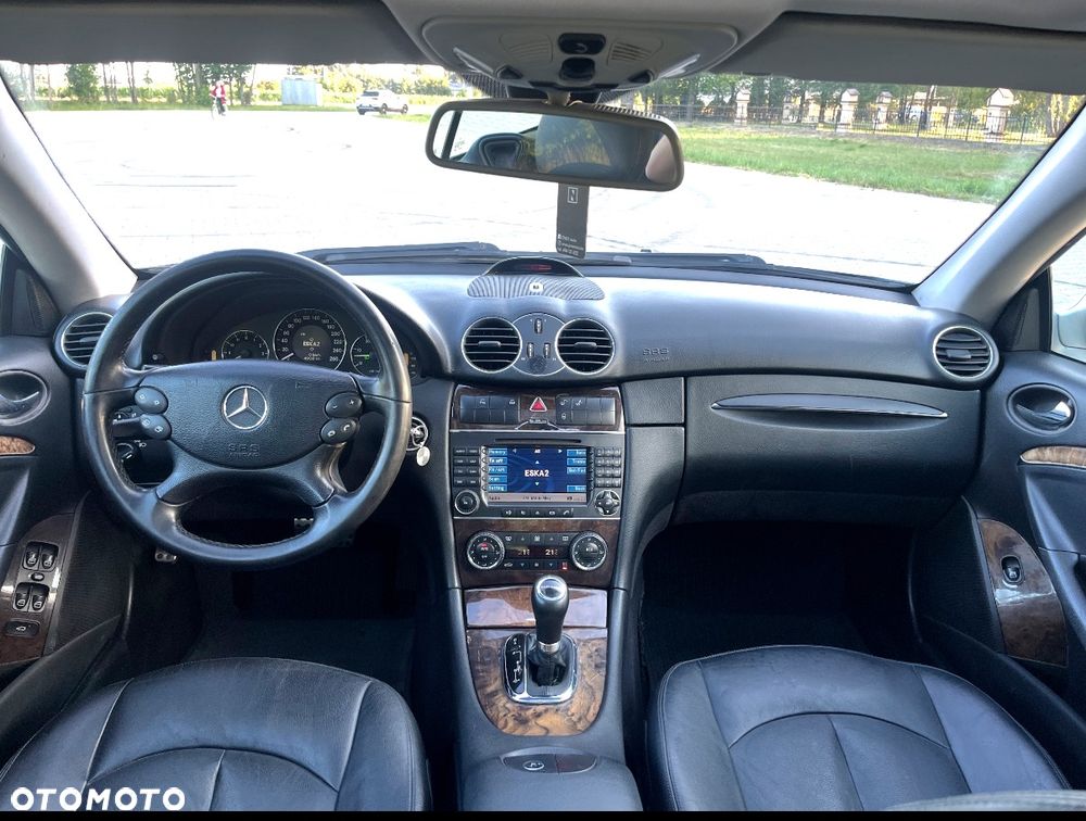 Mercedes-Benz CLK - 10