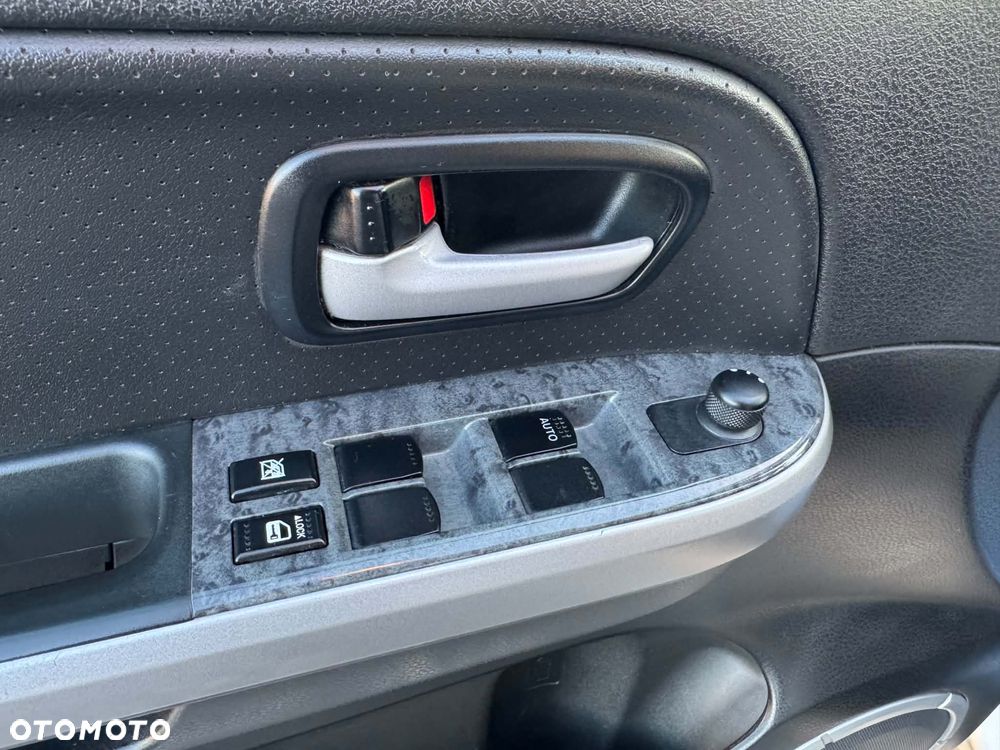 Suzuki Grand Vitara 1.9 DDiS De Luxe EU5 - 18