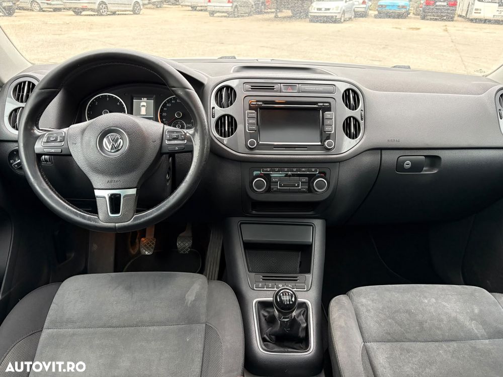 Volkswagen Tiguan - 10
