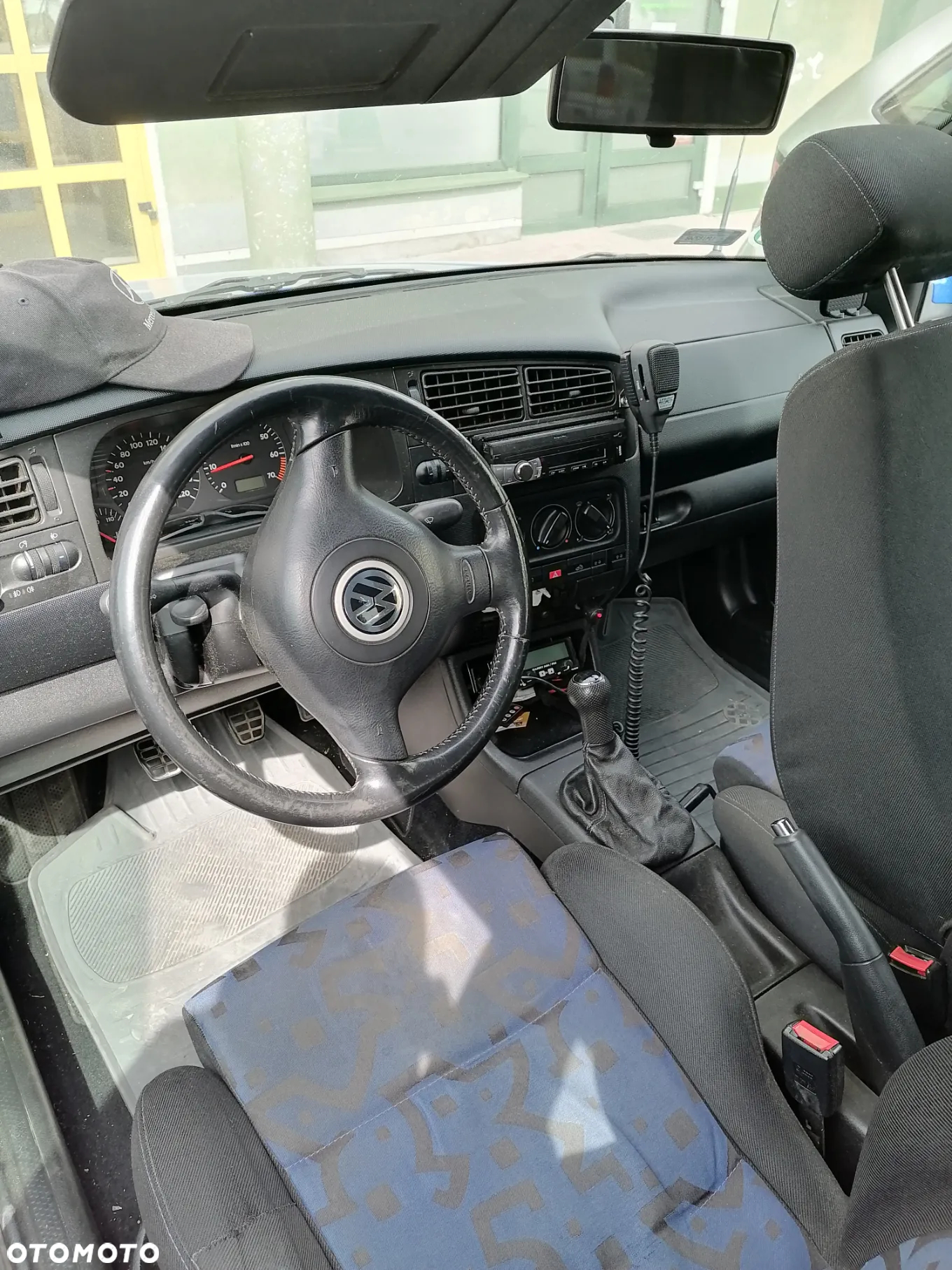 Volkswagen Golf 1.8 CL - 11