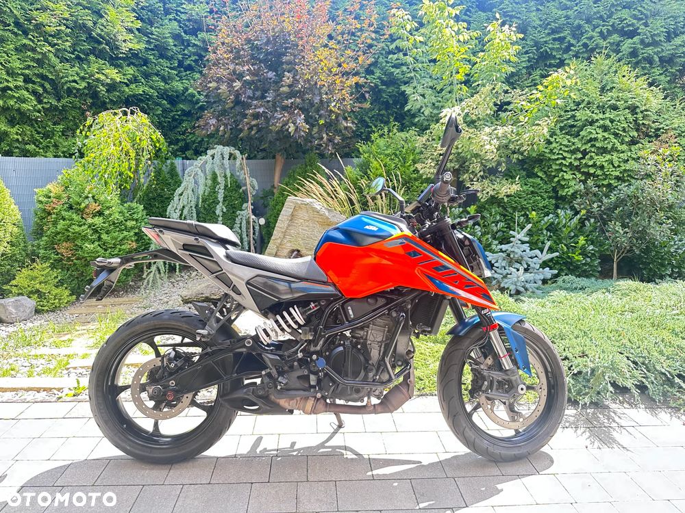KTM Duke 125 - 8