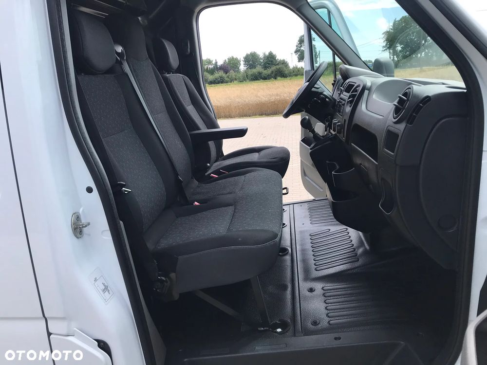 Renault Master - 18