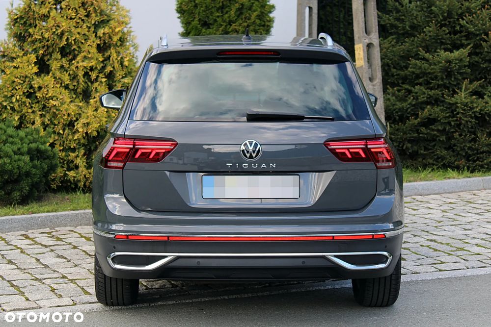 Volkswagen Tiguan - 11