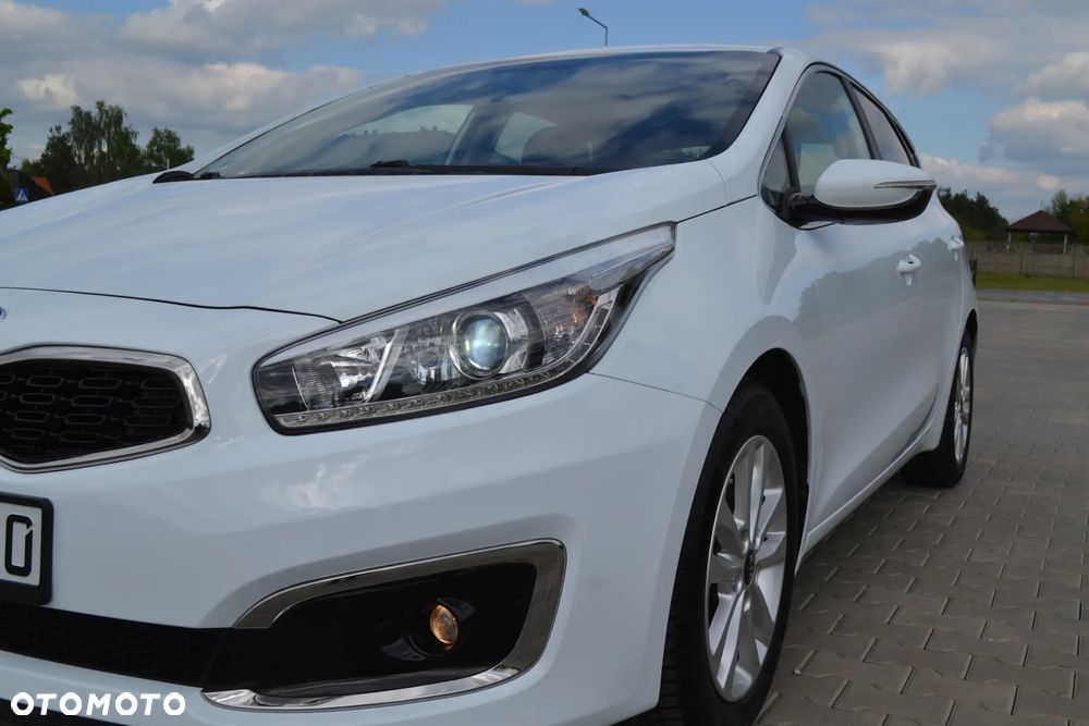 Kia Ceed - 39