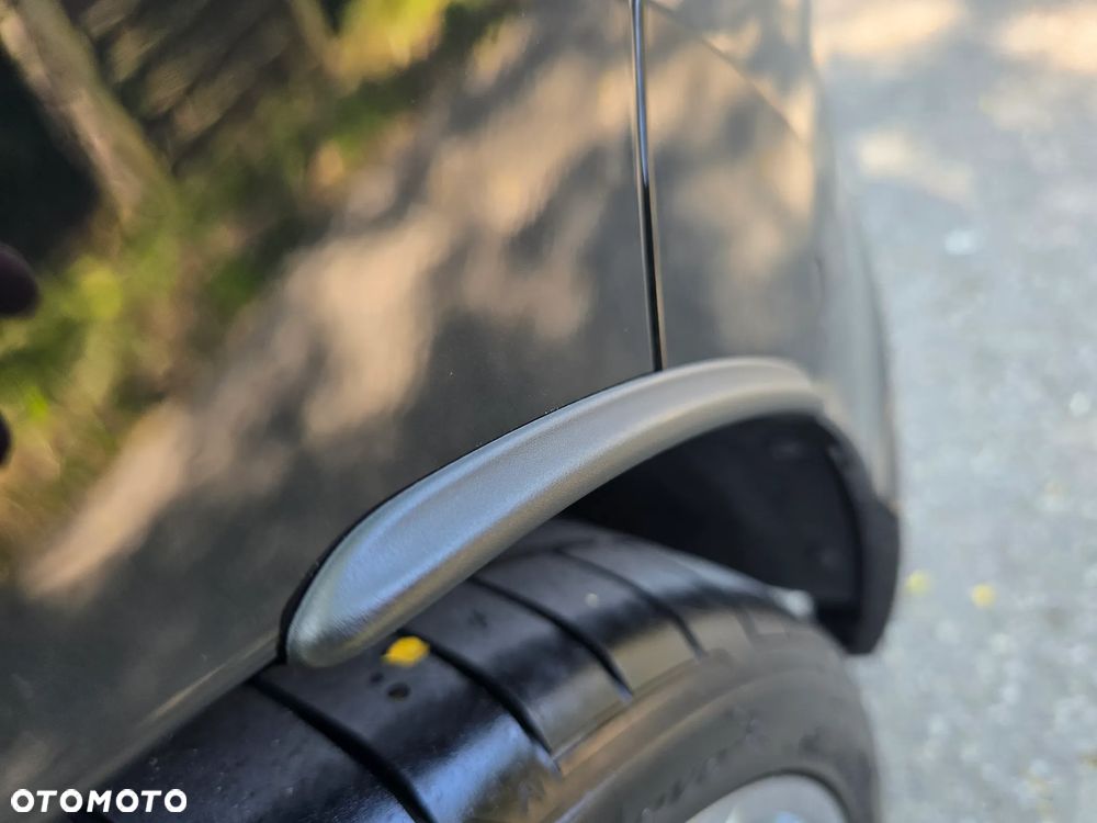 Volkswagen Golf - 11