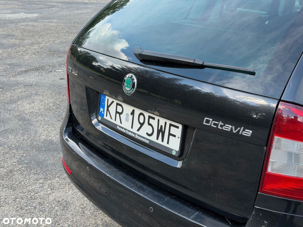 Skoda Octavia 2.0 TDI DPF 4x4 Elegance - 22