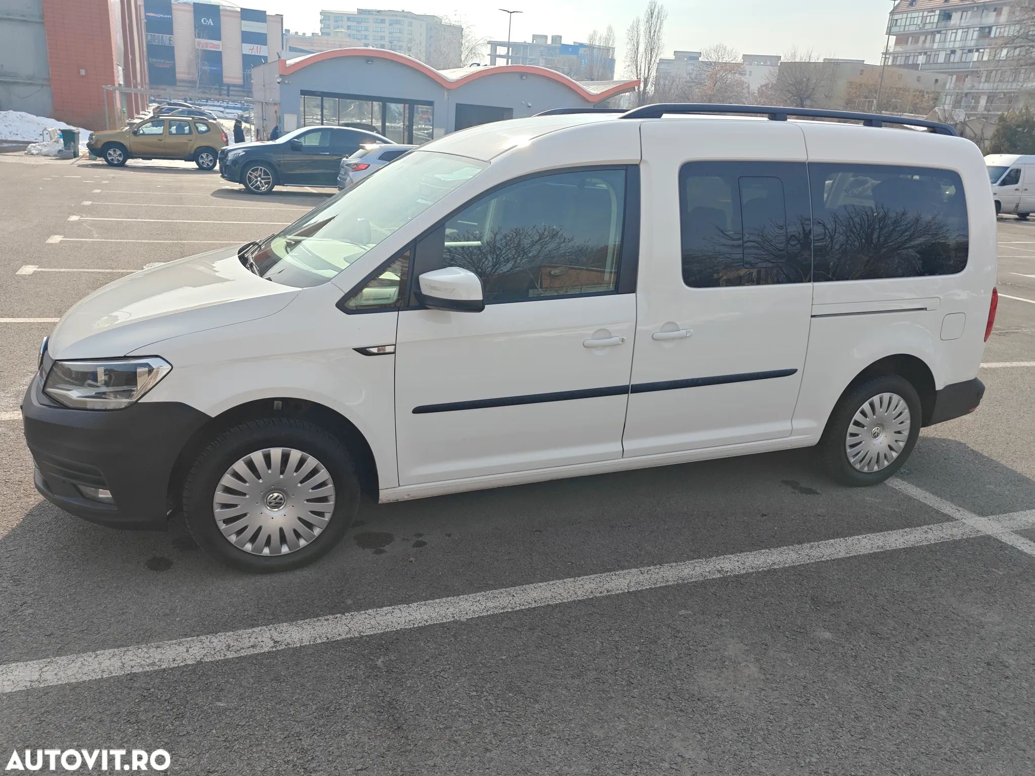 Volkswagen Caddy 2.0 TDI - 1