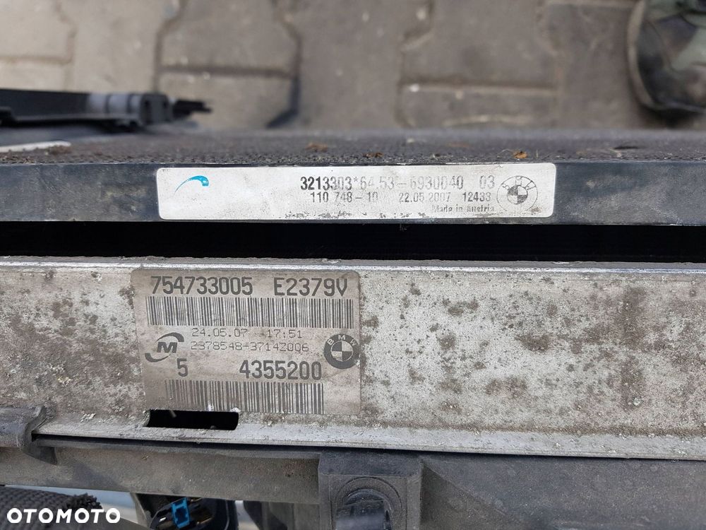 BMW 3 E93 CABRIO 06-09r 3.0 i BENZYNA PAS PRZEDNI CHŁODNICE AUTOMAT - 7