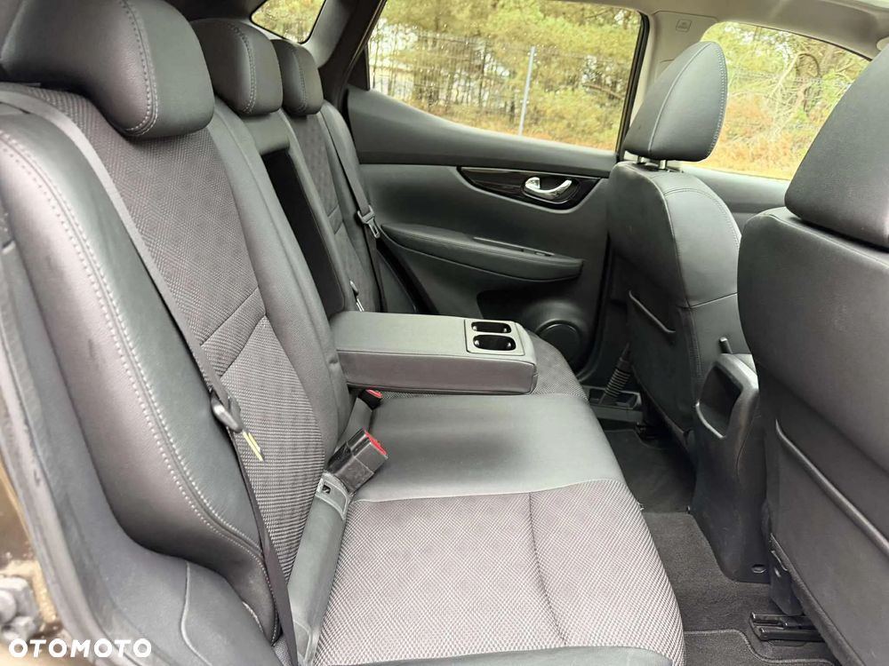 Nissan Qashqai 1.2 DIG-T Tekna - 26