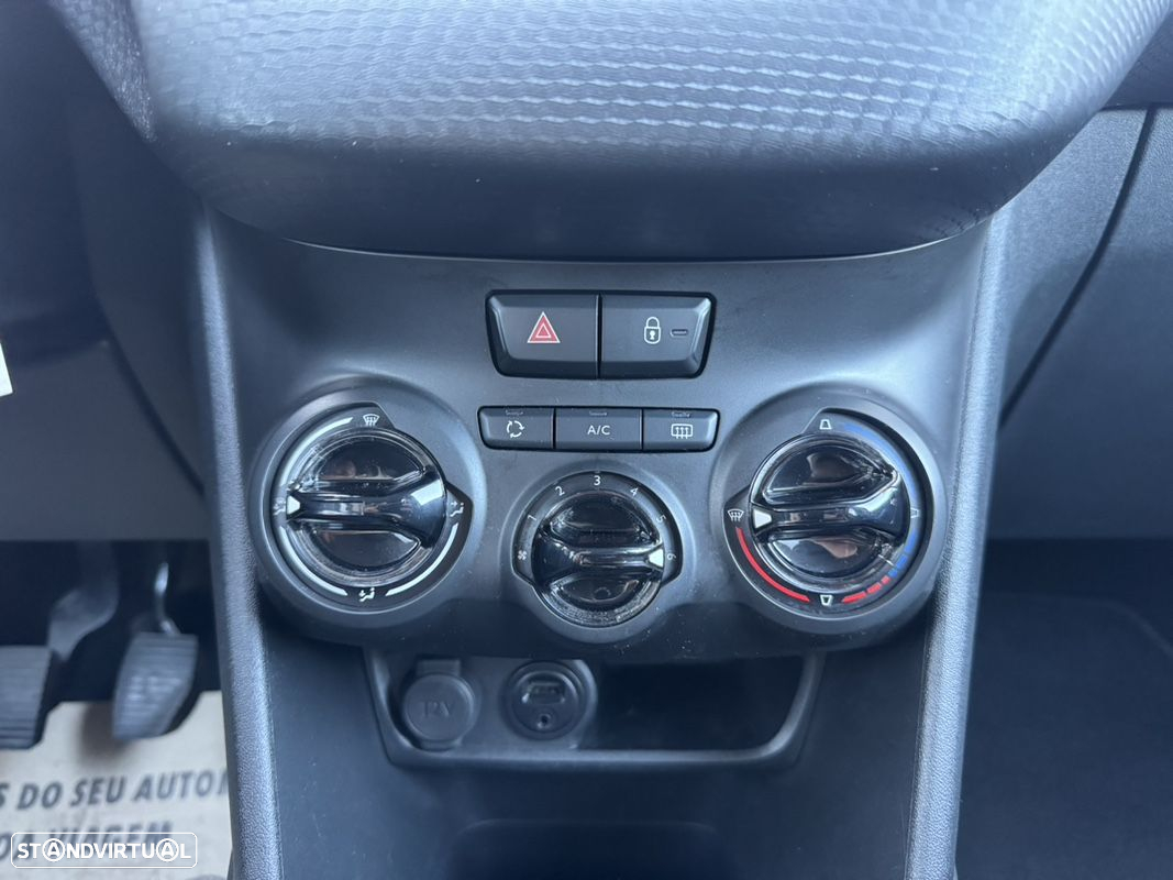 Peugeot 208 1.2 PureTech Style - 18