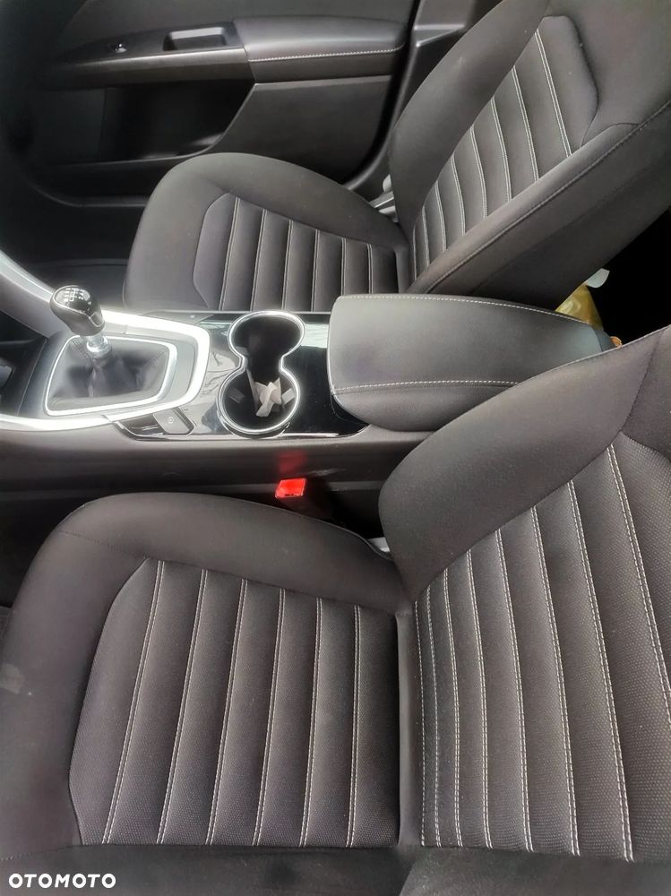 Ford Mondeo 2.0 TDCi Ambiente - 4