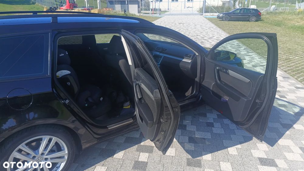 Volkswagen Passat 2.0 TDI Comfortline - 9
