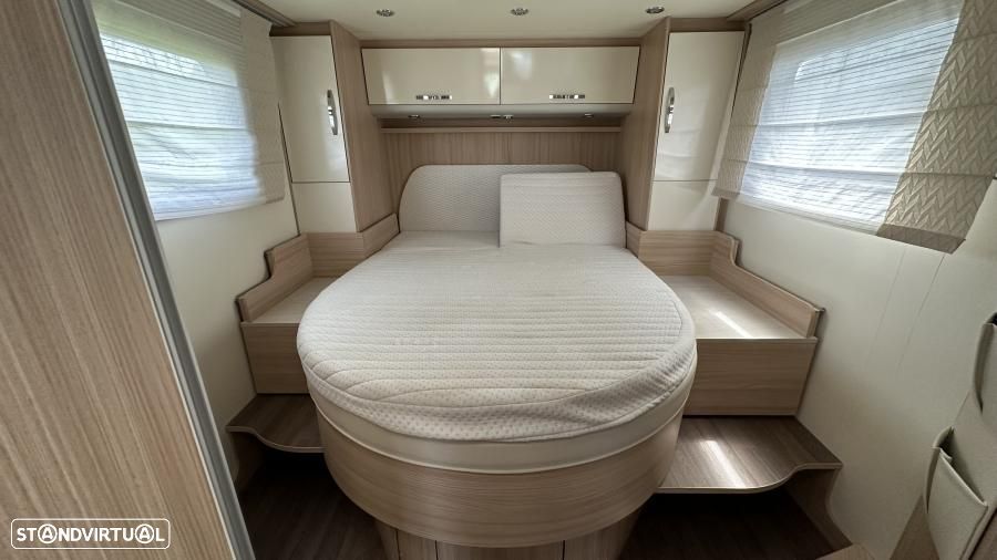 Burstner Ixeo IT 734 30 Anos c.central e basculante - 26