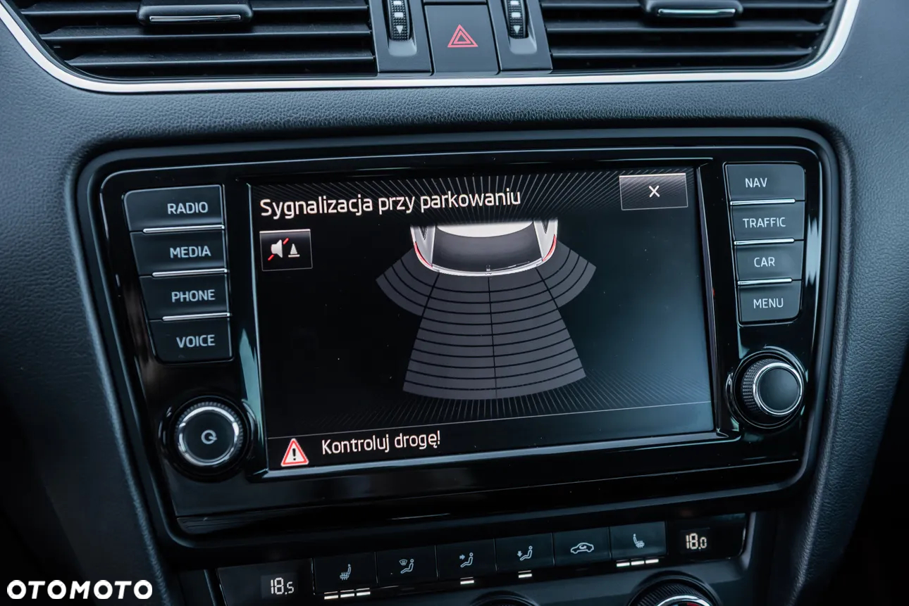 Skoda Octavia Combi 1.8 TSI 4x4 DSG Style - 24