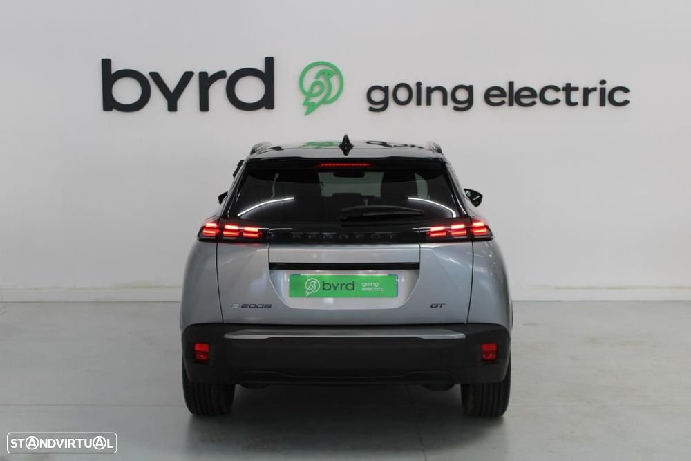 Peugeot e-2008 50 kWh GT - 6