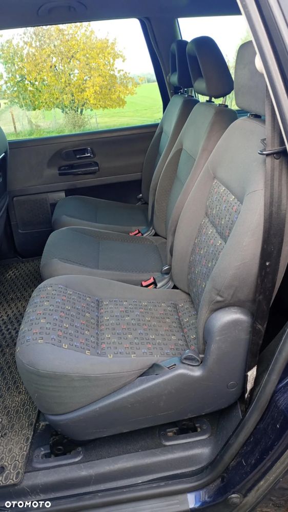 Volkswagen Sharan - 7