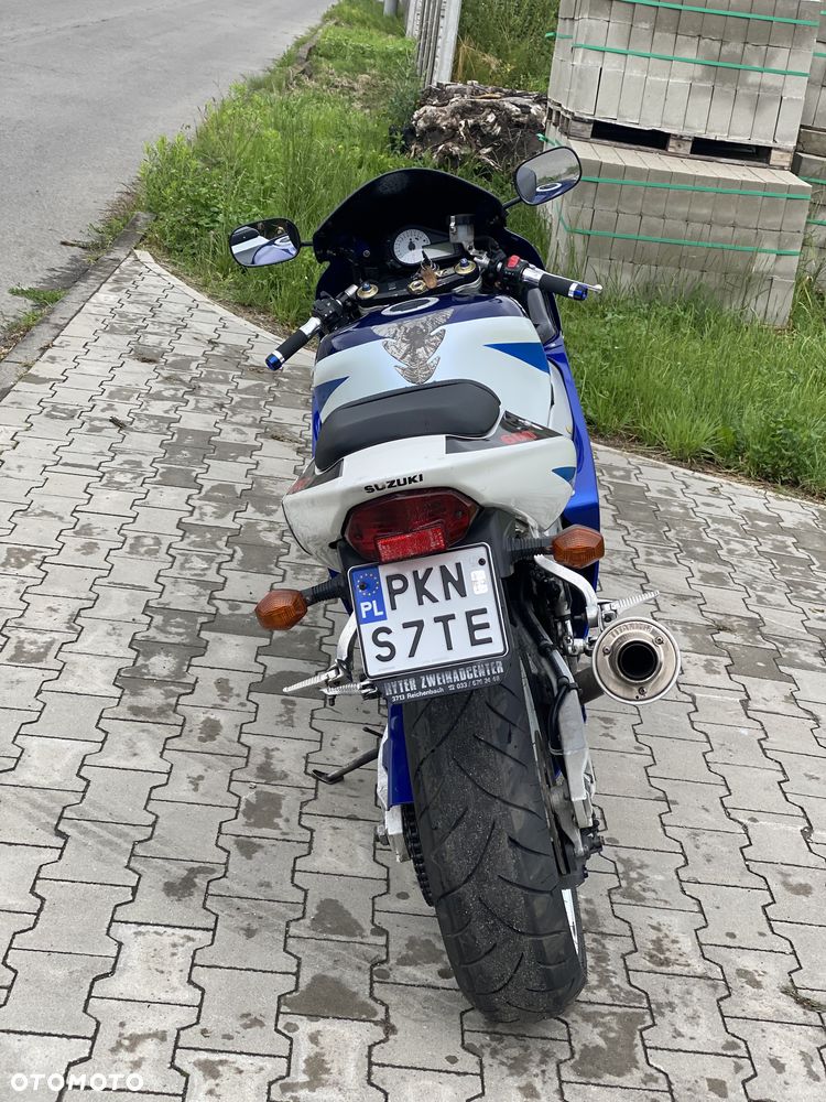 Suzuki GSX-R - 4