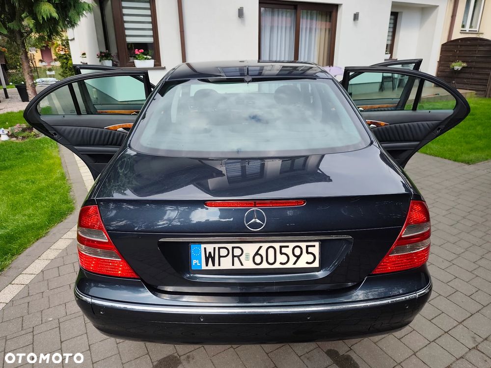 Mercedes-Benz Klasa E - 18