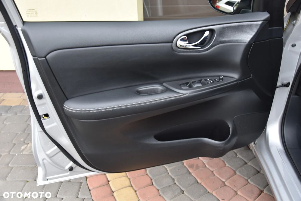 Nissan Pulsar 1.6 DIG-T Tekna - 33