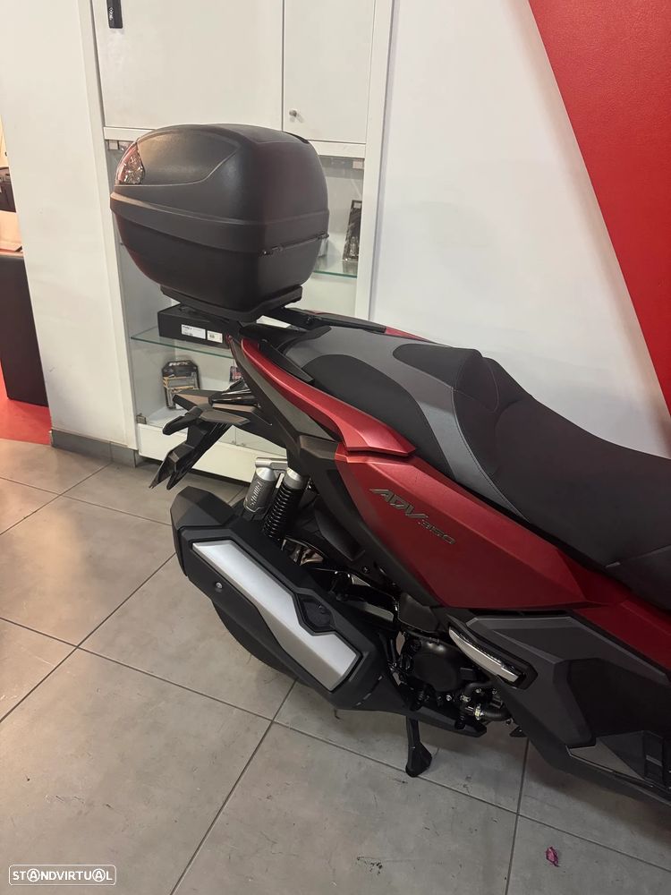 Honda ADV 350 - 3