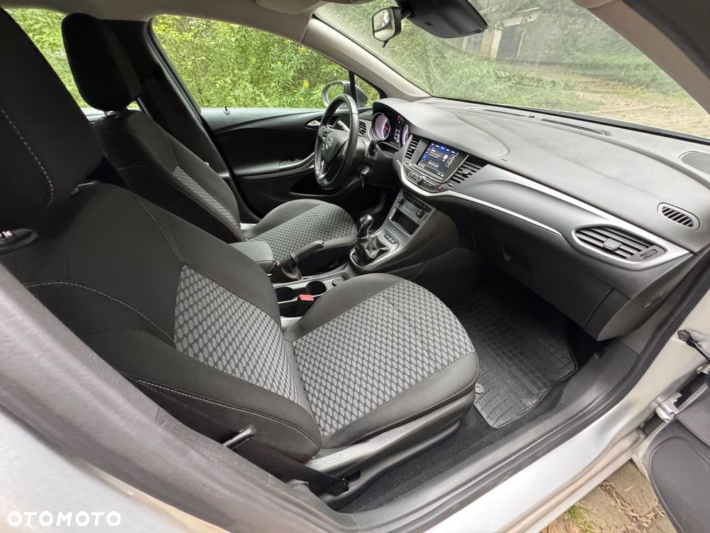 Opel Astra 1.2 T Edition S&S - 18