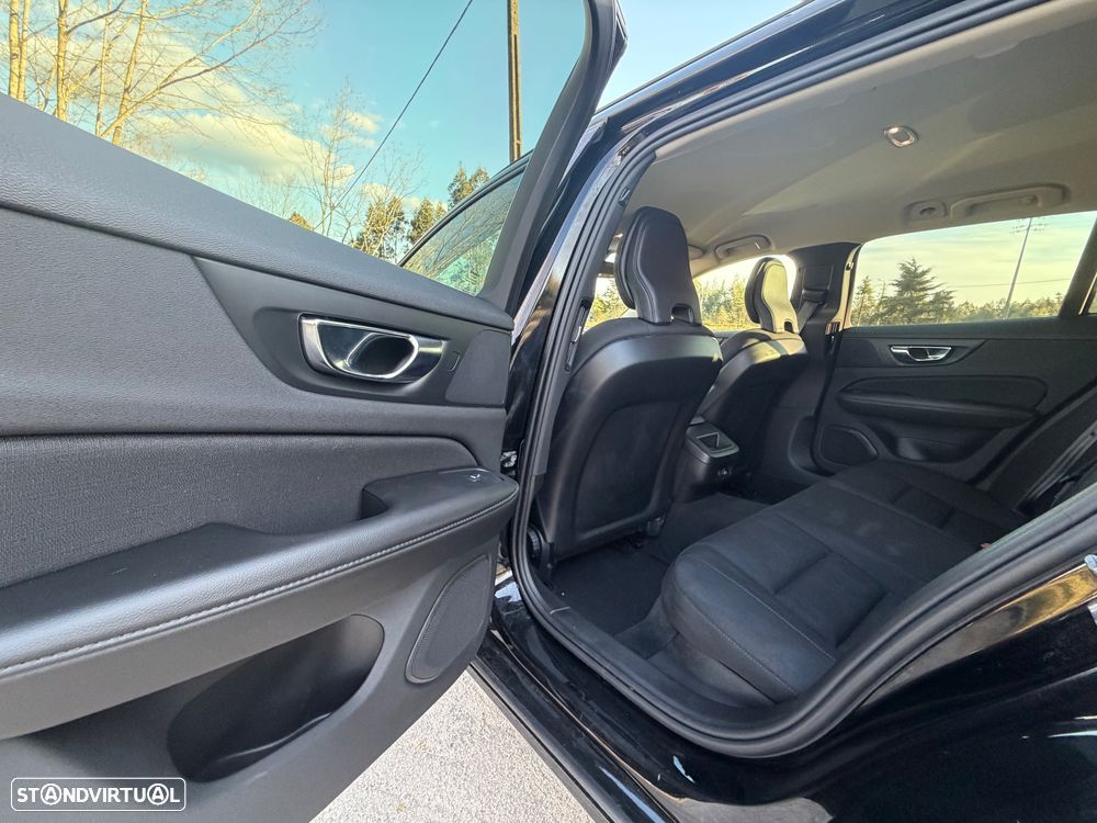 Volvo V60 D3 Geartronic Momentum Core - 16