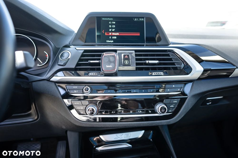 BMW X3 xDrive20i Advantage sport - 14