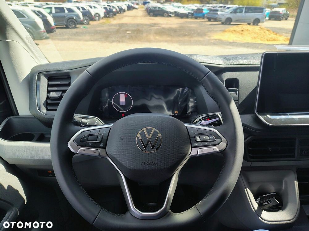 Volkswagen Crafter 35 2.0 TDI L4H3 4490 177KM AUTOMAT - 12