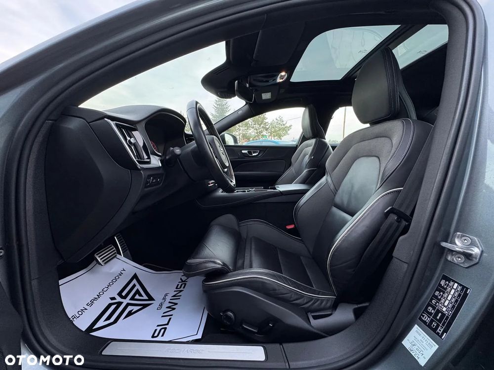 Volvo S60 T8 Recharge AWD Geartronic RDesign - 21