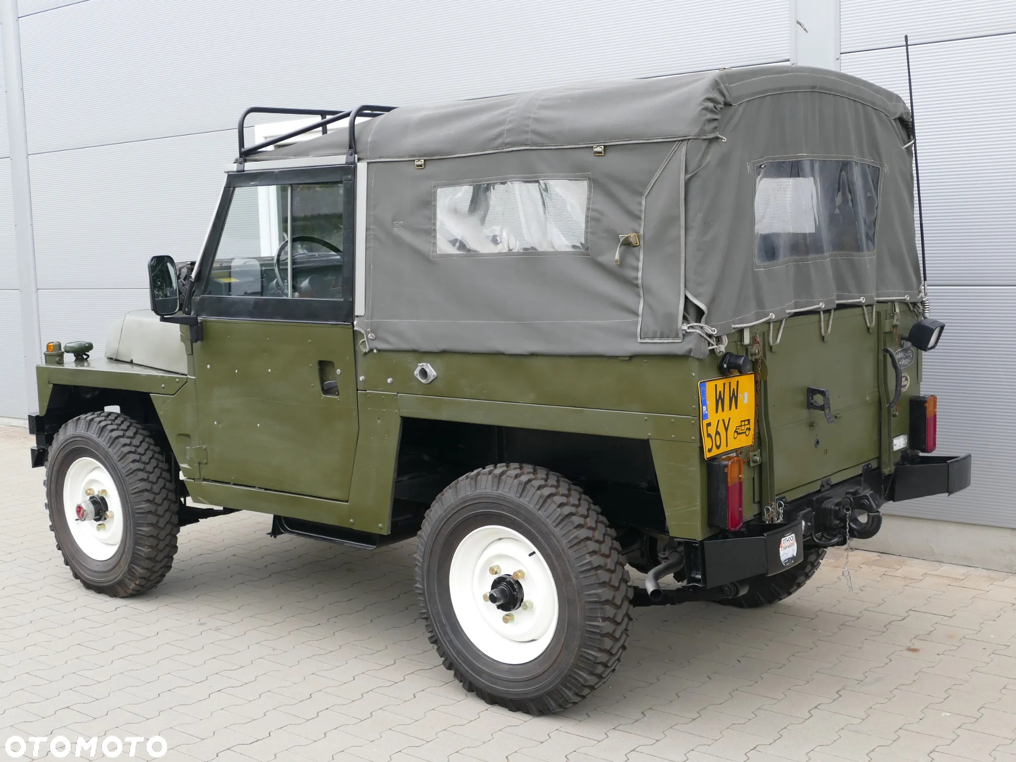 Land Rover Inny - 6