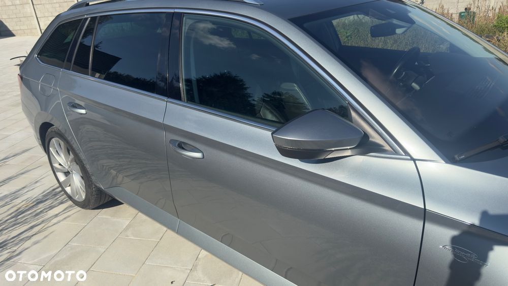 Skoda Superb 1.8 TSI L&K DSG - 9