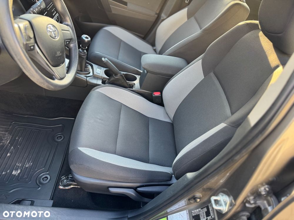 Toyota Auris 1.33 VVT-i Comfort - 9