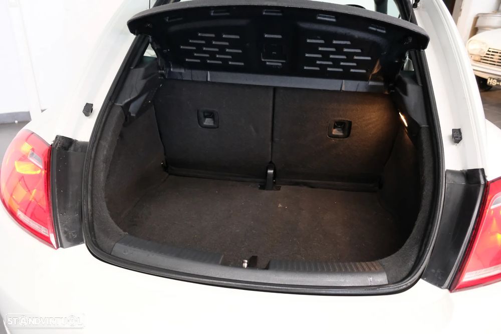 VW New Beetle 1.6 TDI DPF CUP - 19