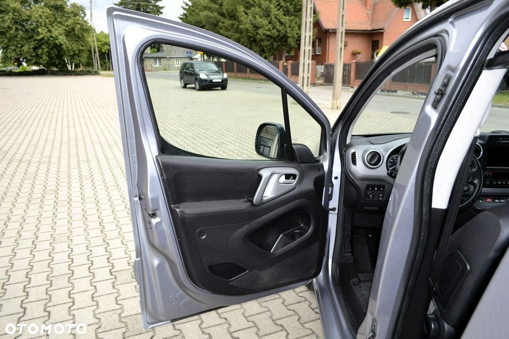 Citroën Berlingo Multispace BlueHDi 100 S&S ETG6 SHINE - 21