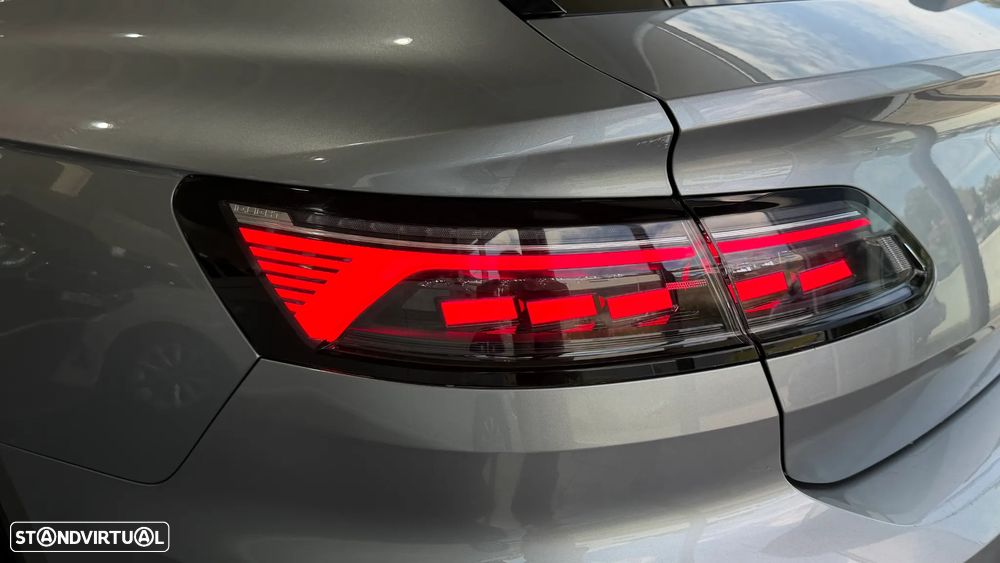VW Arteon Shooting Brake 2.0 TDI Elegance DSG - 18