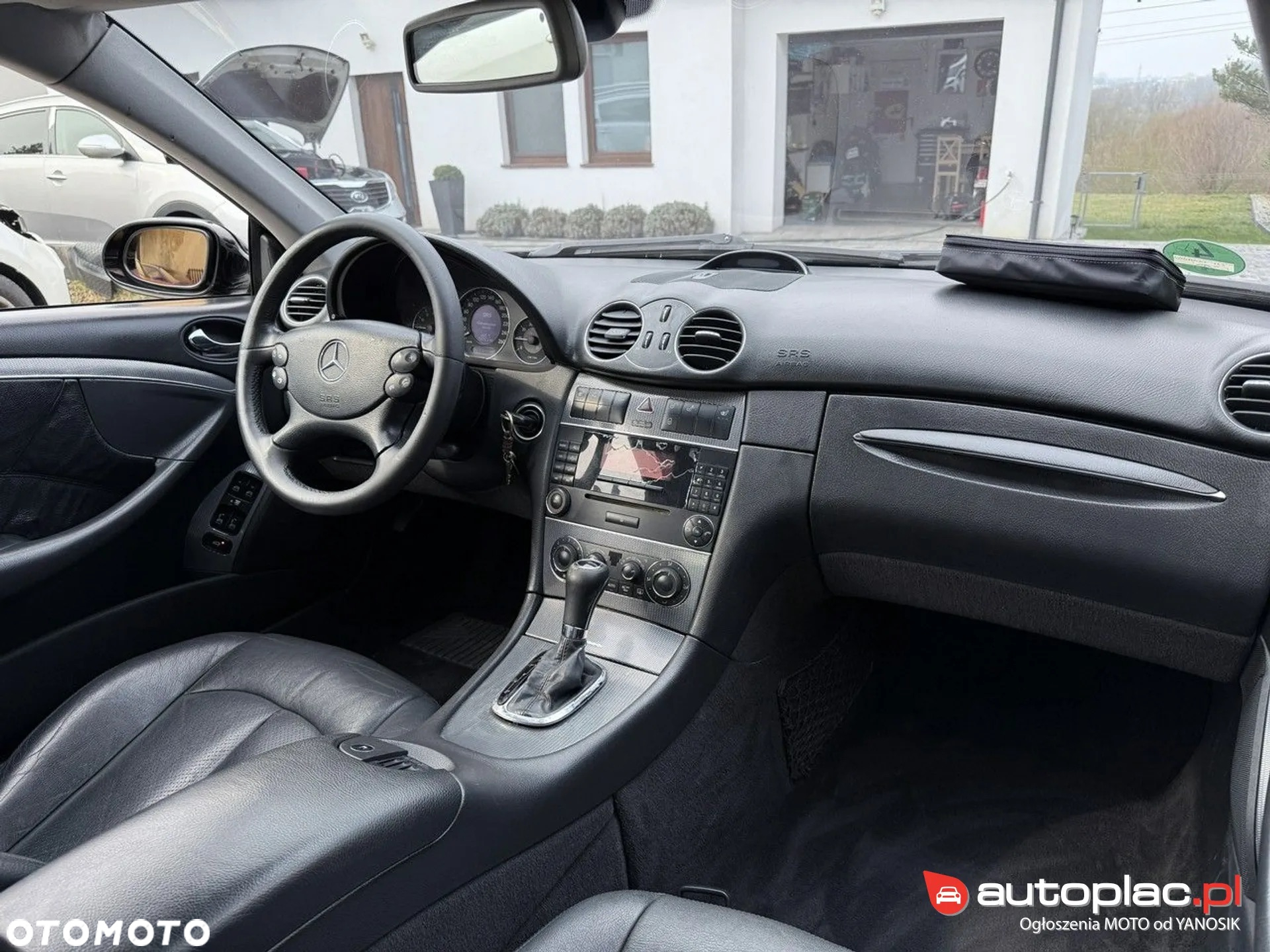Mercedes-Benz CLK - 13