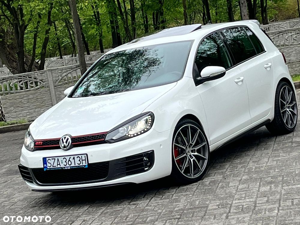 Volkswagen Golf 2.0 GTI DSG - 16