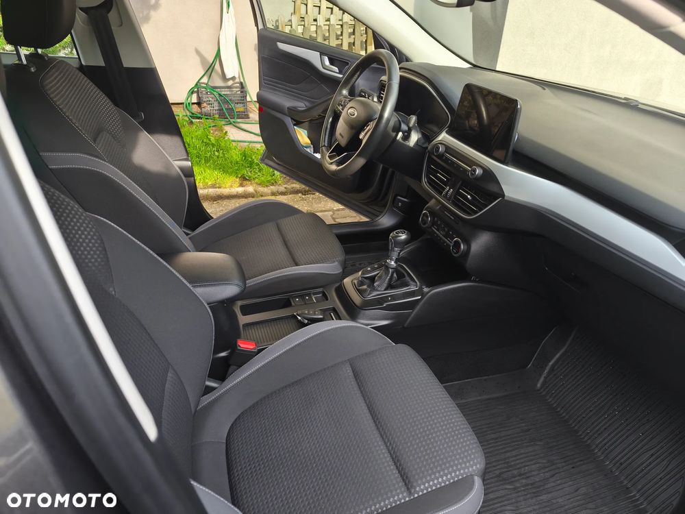 Ford Focus - 9