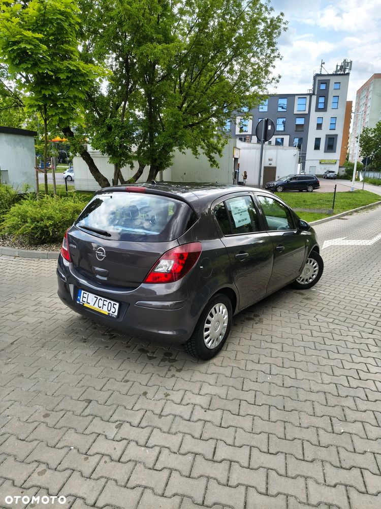 Opel Corsa 1.2 16V Edition / Active - 5